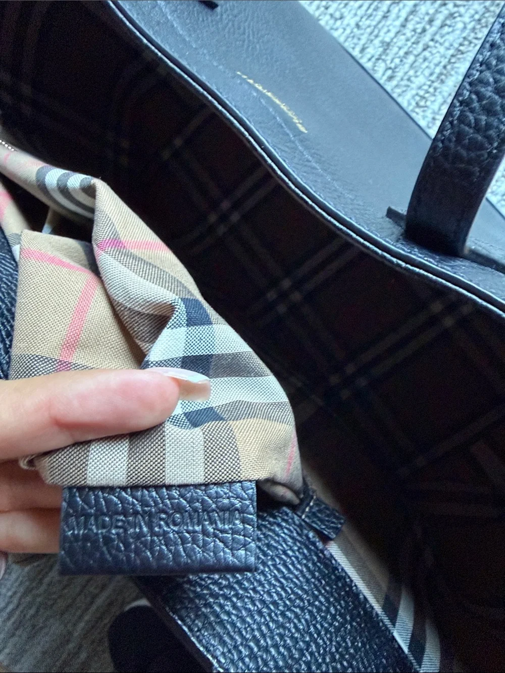 Burberry structured tote